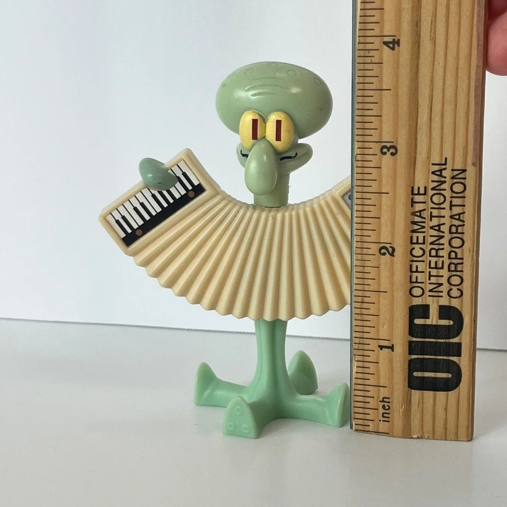 Vintage 2004 Burger King SpongeBob Squidward Accordion Toy Figure Collectible